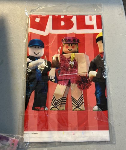 Roblox Party Decorations Tablecloth and Happy Birthday Banner - photo 2