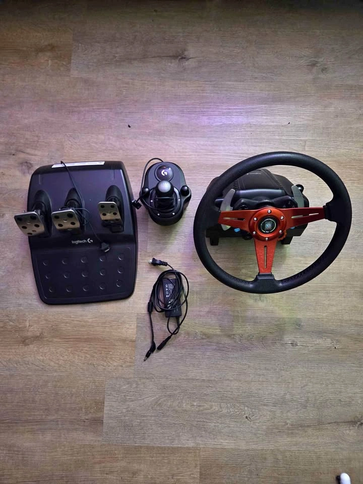 G29 Racing wheel with Aftermarket Steering wheel