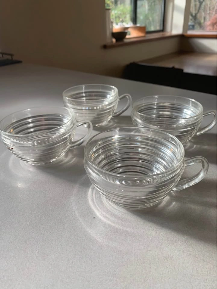 1930’s depression glass set of 4