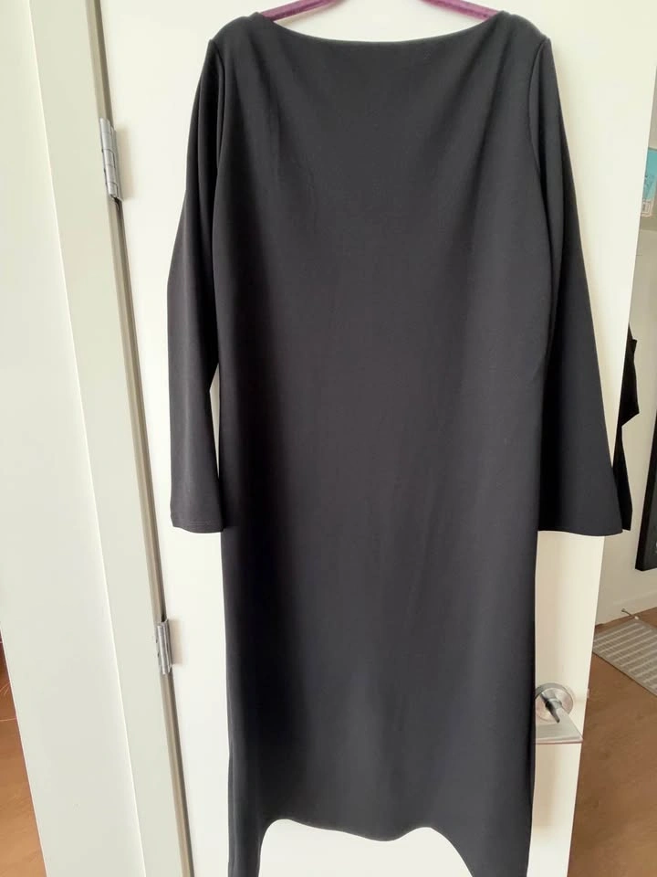 H&M Long Sleeve Black Midi Dress - photo 2