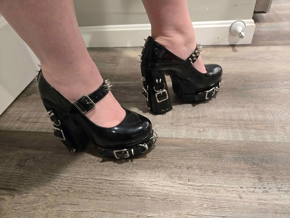Spiked High Heeled Shoes Euro 39 US 8.5 - photo 5