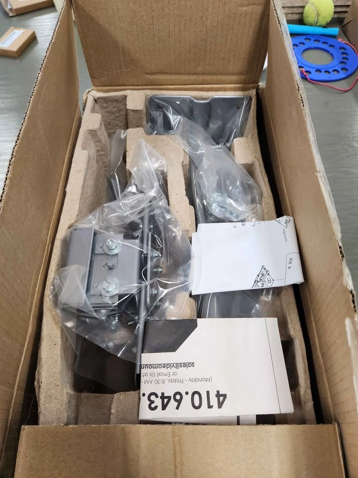 VMP Universal Projector Mount New - photo 5