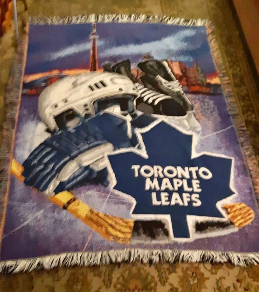 Toronto Maple Leafs Vintage The Northwest Company Throw