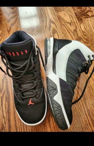 Nike Air Jordan Max Aura Youth 5 Black Used Once - photo 3