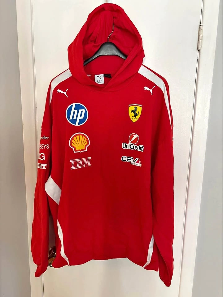 Official Puma Scuderia Ferrari F1 Team Hoodie - Men's XL