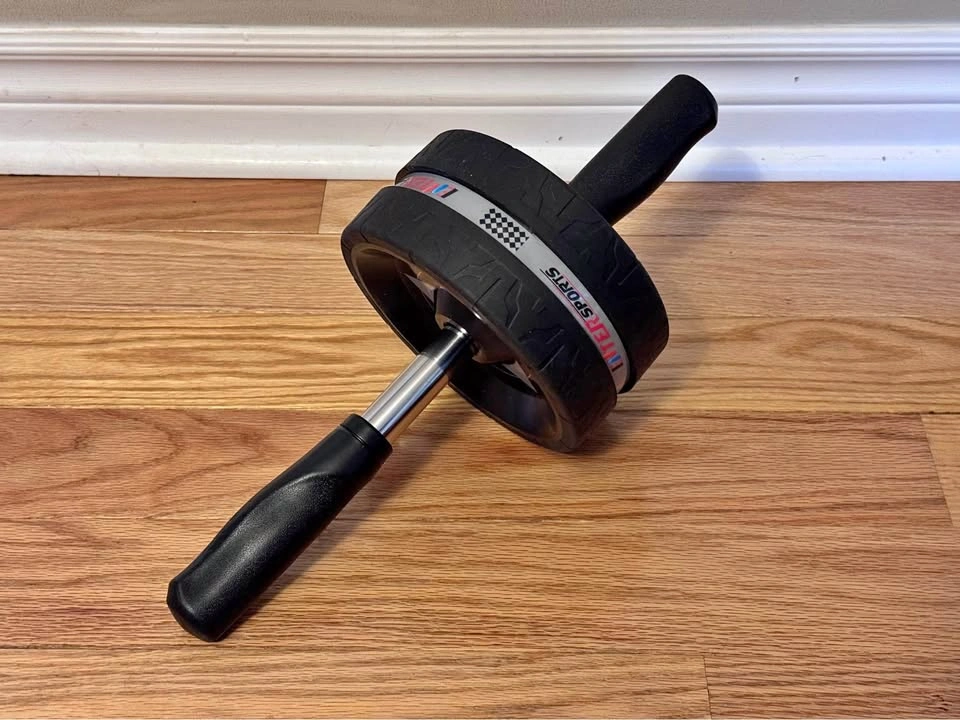 Ab roller exercise tool