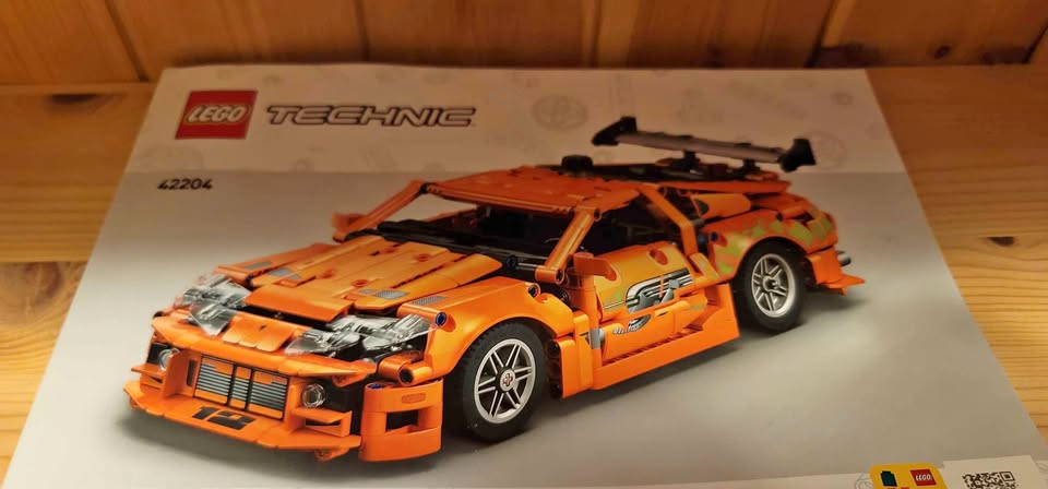 Used Lego set fast & furious Toyota Supra mk4