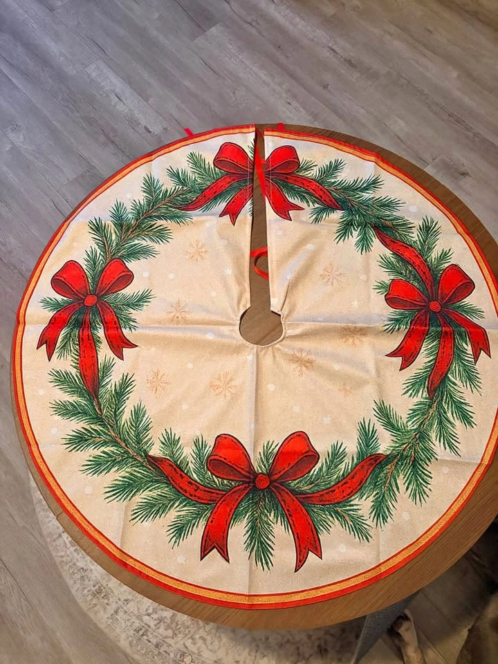 Brand New 30” Christmas Tree Skirt