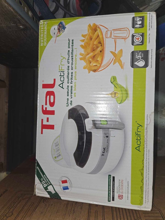 T-fal ActiFry Low-Fat Air Fryer