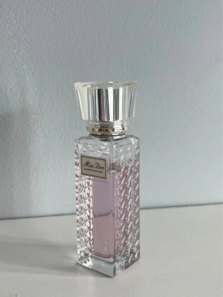 Miss Dior Blooming Bouquet Roller-pearl