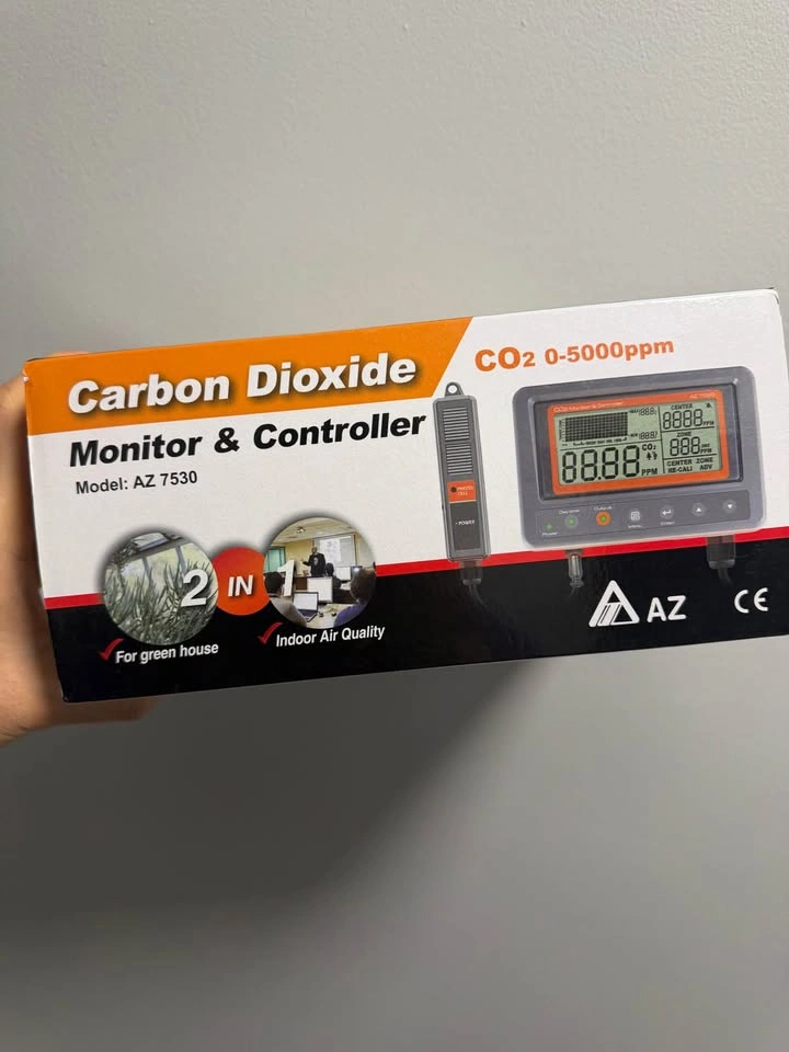 CO2 Controller Carbon Dioxide Controller Air Quality Monitor - photo 2
