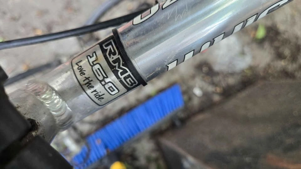 Rocky Mountain Whistler 30 hybrid bike - photo 2