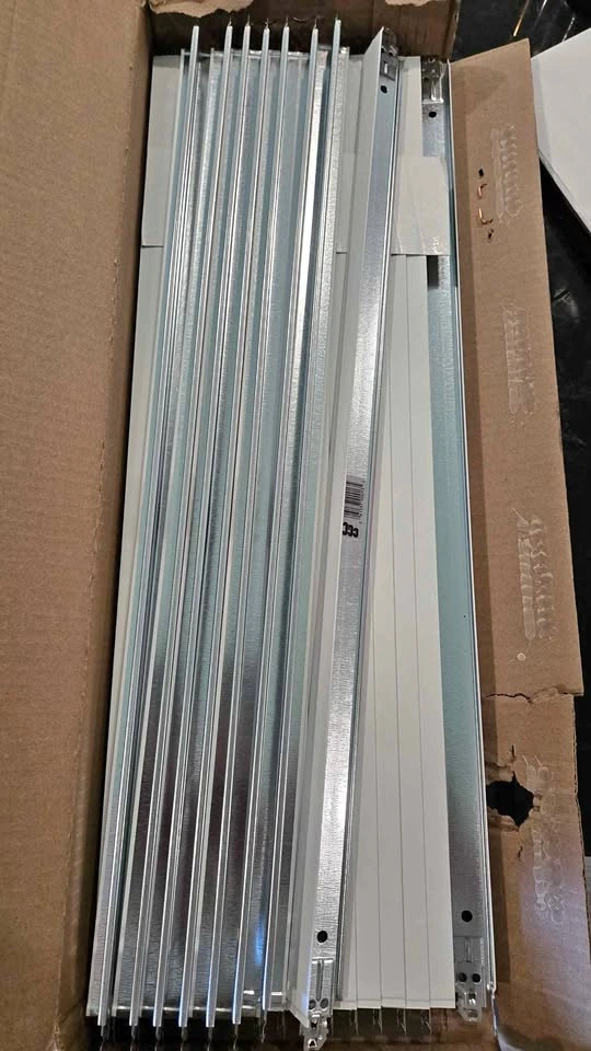 CGC Donn Cross tees 2'x1-1/2 flat white