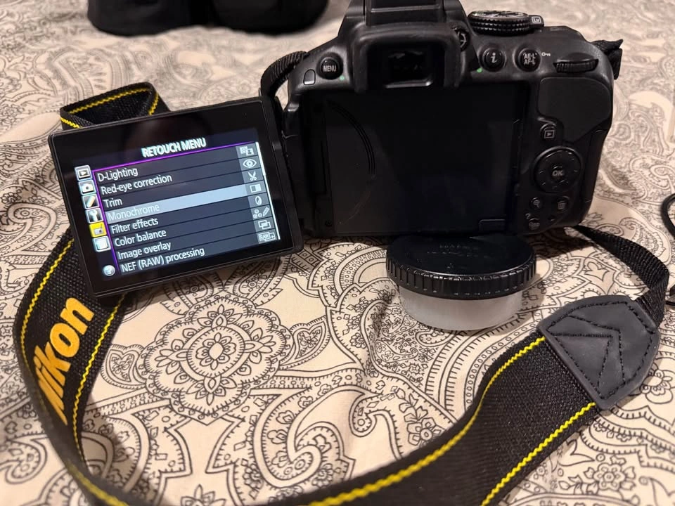 Nikon D5300 camera with 2 additional lens + accessories - photo 2