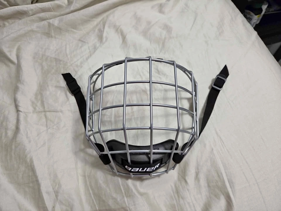 Bauer X Hockey Helmet Face Cage - Size Medium