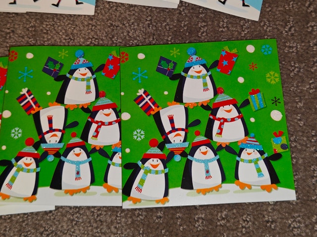 Christmas Holiday Cards w/ Envelopes 26 Count, 4 Festive Designs - photo 3