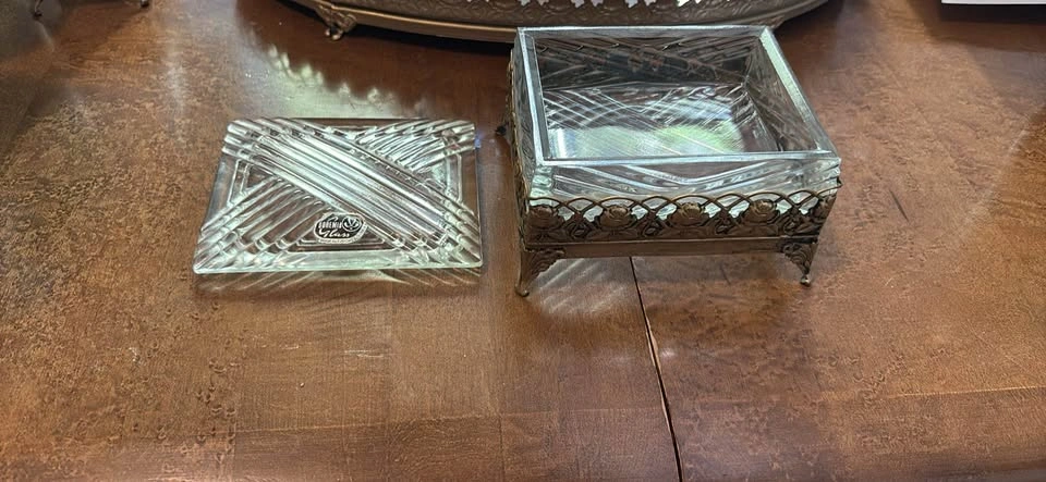 Vintage Bohemia Glass Vanity Set with Mirrored Tray - photo 4