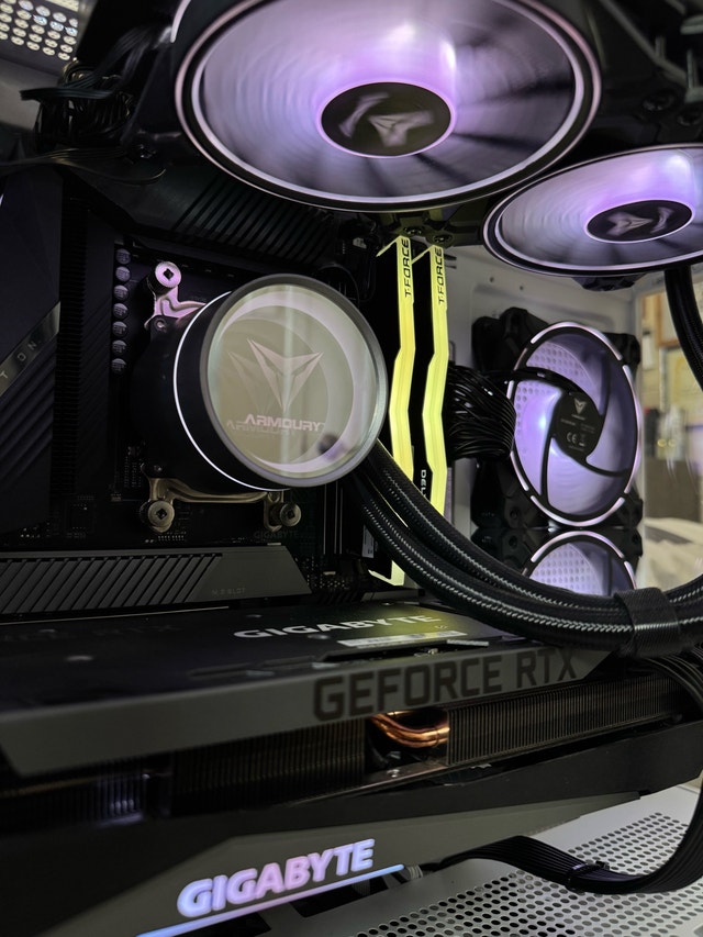 Gaming PC (Ryzen 9 5900X + RTX 3070TI + 16gb DDR4) - photo 3