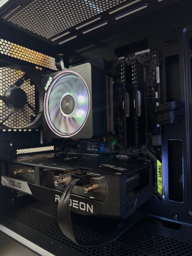 Gaming PC (Ryzen 5 5600 + RX 6600XT + 16gb DDR4) - photo 2