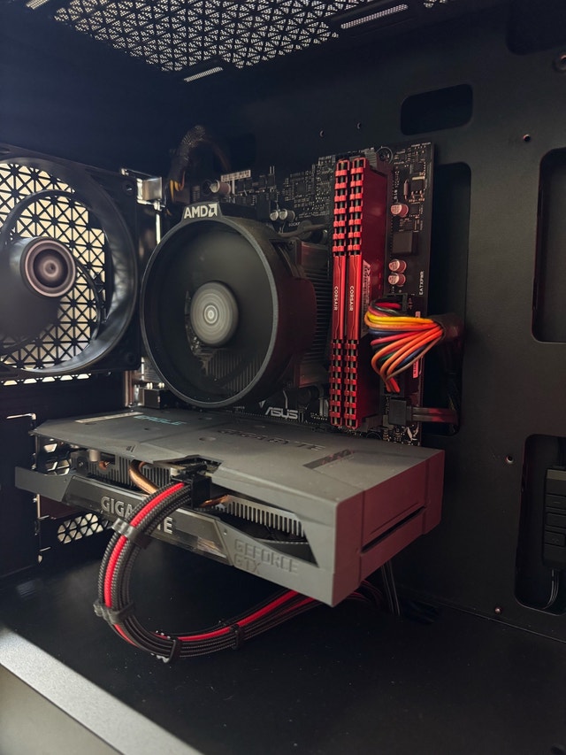 Gaming PC (Ryzen 5 2600X + GTX 1650 + 16gb DDR4) - photo 2