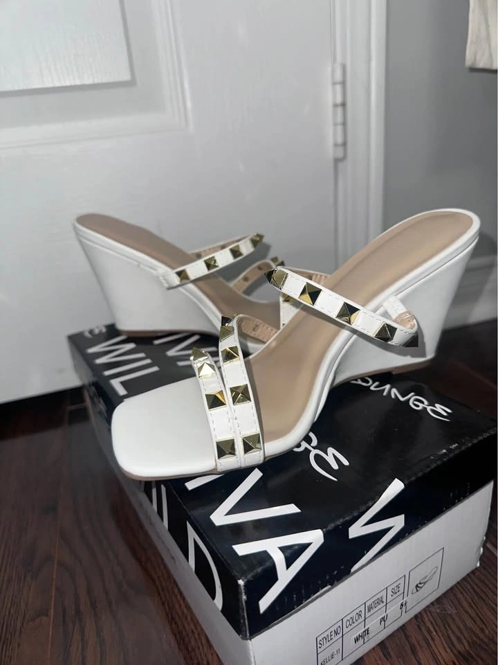 Summer Heels! Size 5 ½ Women’s - photo 2