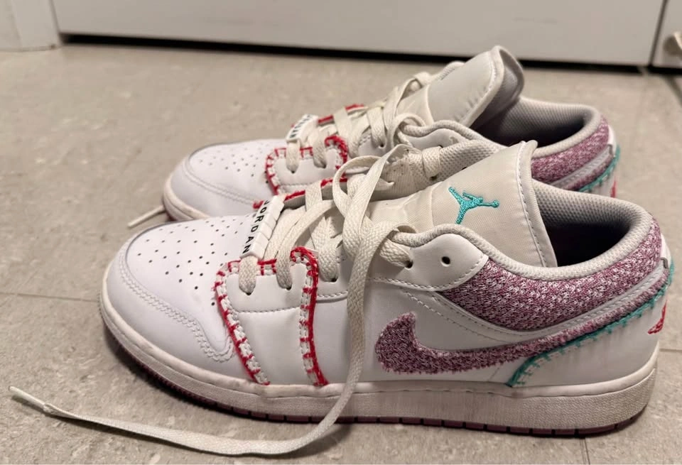 Nike Air Jordan low with bead detail (White/Pink/Purple/Teal) - photo 2