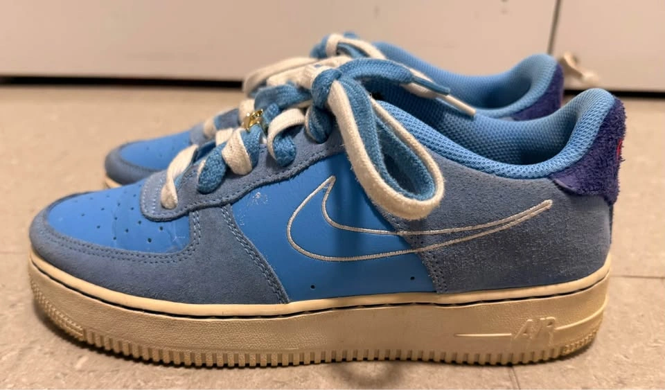 Nike Air Force 1s with double laces (Blue/White) - photo 2