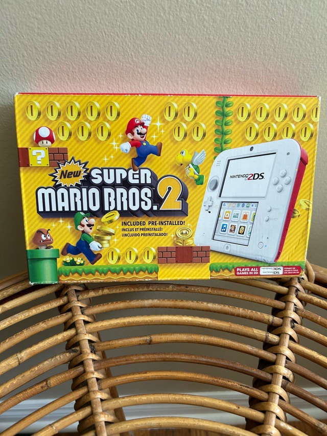 Nintendo 2DS Complete + Games - photo 5