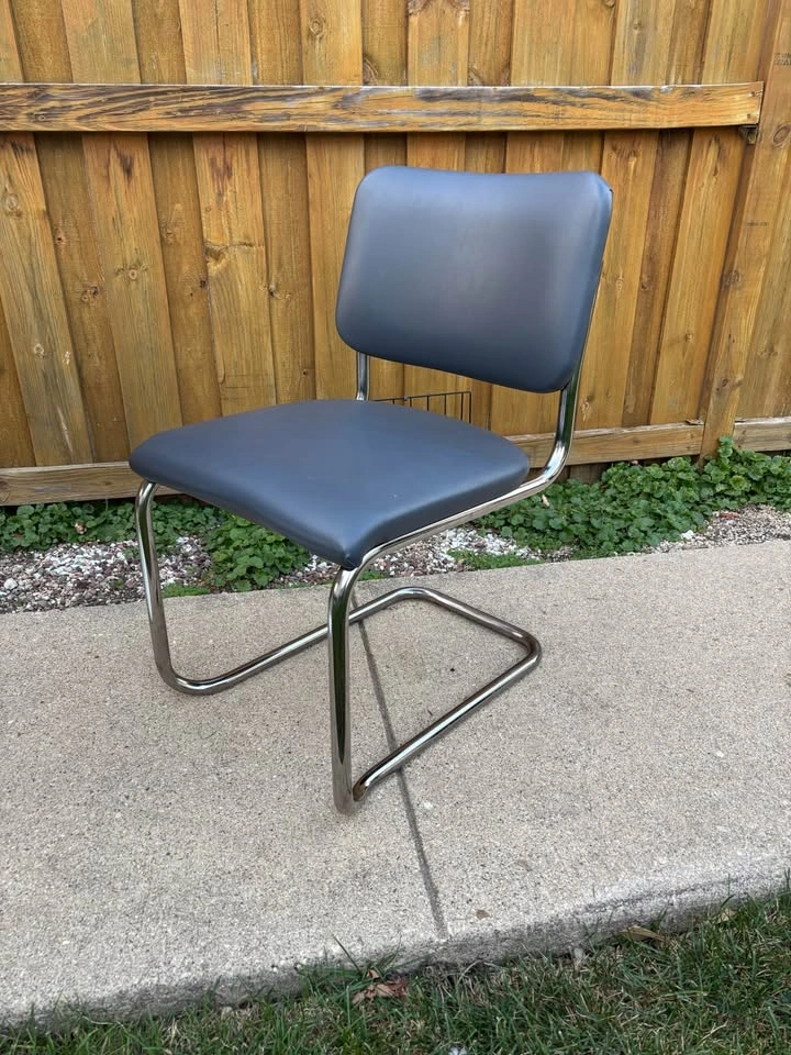 White Tulip Table + Retro Chrome Chairs – $140 Set - photo 5