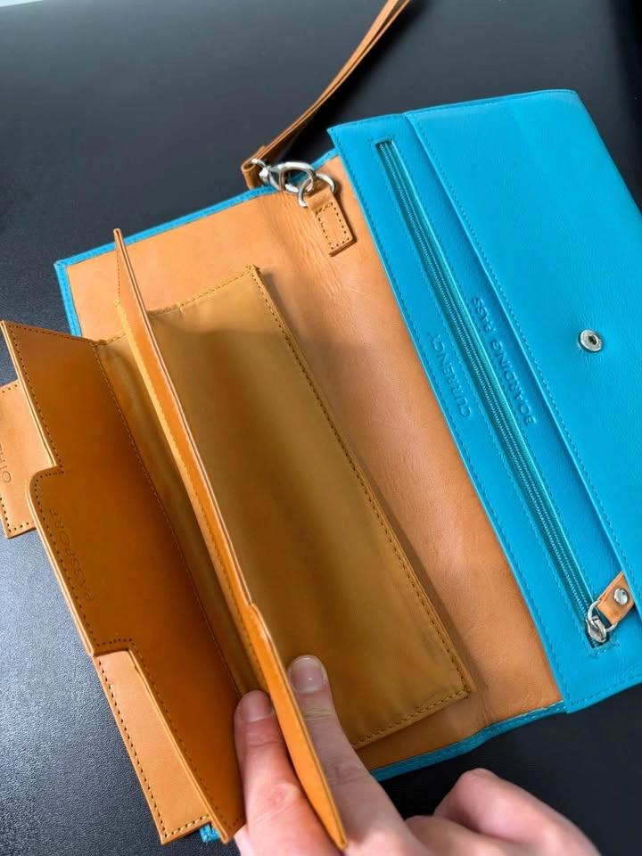 Danier Leather Travel Wallet Organizer - photo 3