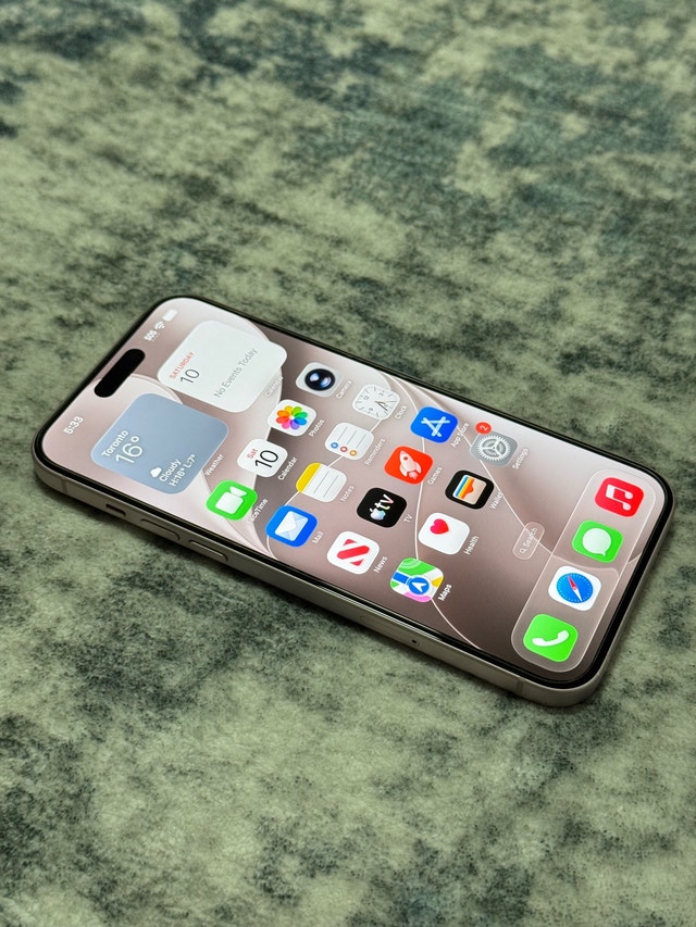 iPhone 15 Plus 128gb Unlocked - photo 4