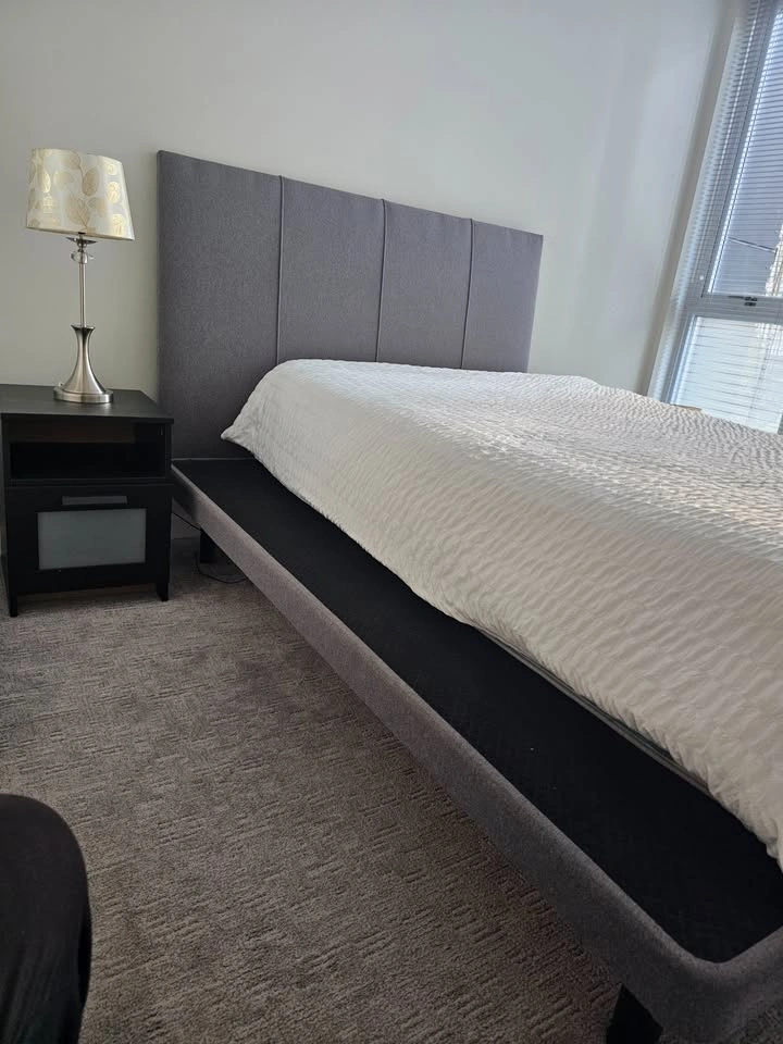 Queen size bed frame with solid base (no mattress) - photo 2