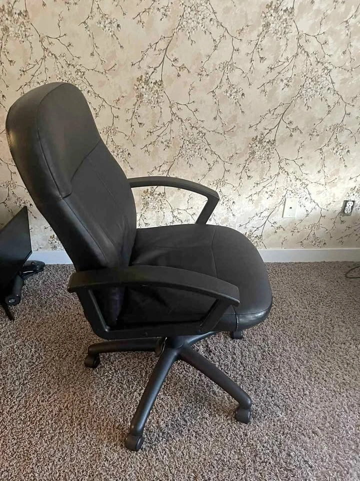 Black Faux Gaming Chair / Office Chair (+ Matching Desk option)