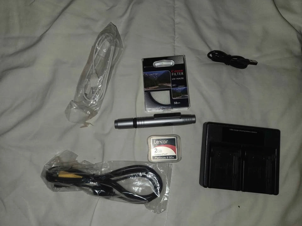 Canon EOS Rebel XT DSLR Kit with 580EX II Flash & Accessories - photo 4
