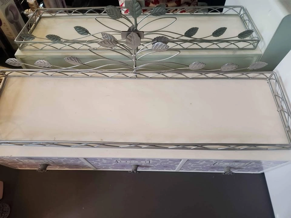 Lilac/white wooden shelf with 3 drawers - photo 5