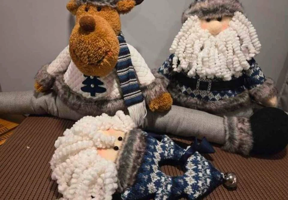 Set of 3 Christmas Home Decor: Santa and Rudolph - photo 3