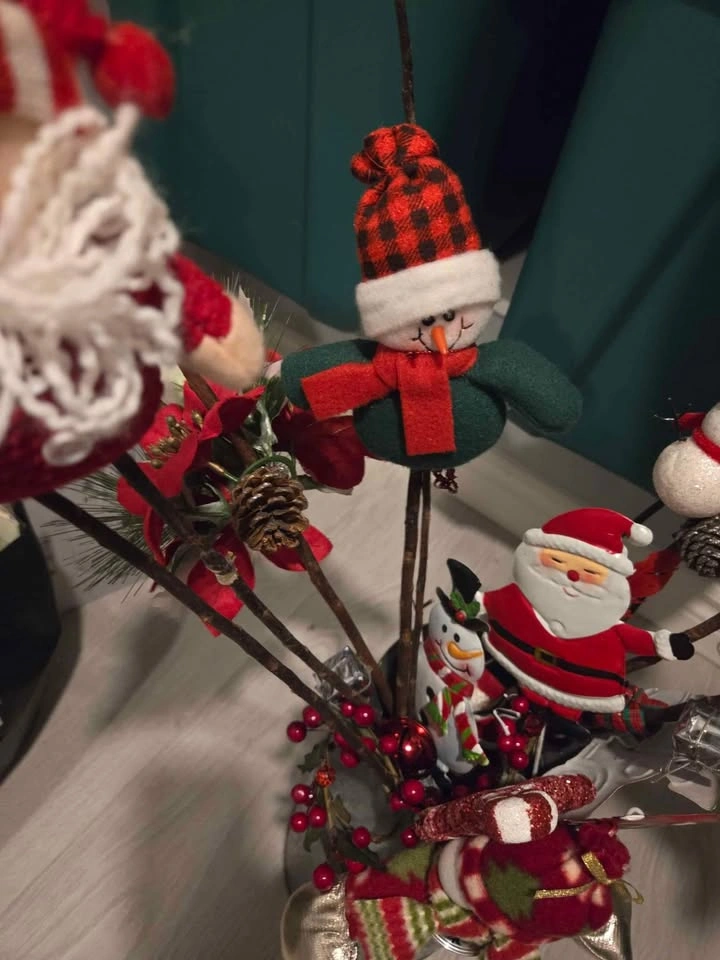 $20 Galvanized jug with Christmas decor sticks - photo 4
