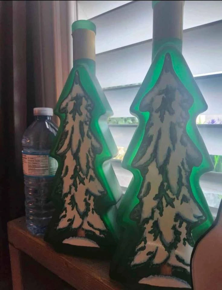 $10 for 2 vintage Christmas tree shape glass bottle vase - photo 4