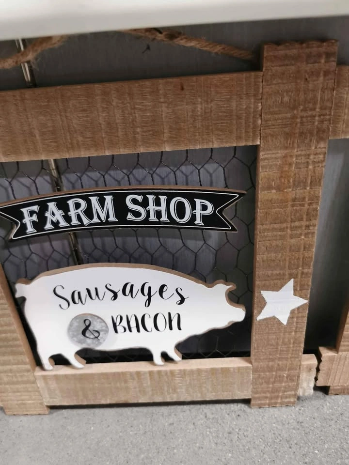 $15 for 2 Farmhouse wooden wall sign chicken wire frame - photo 3