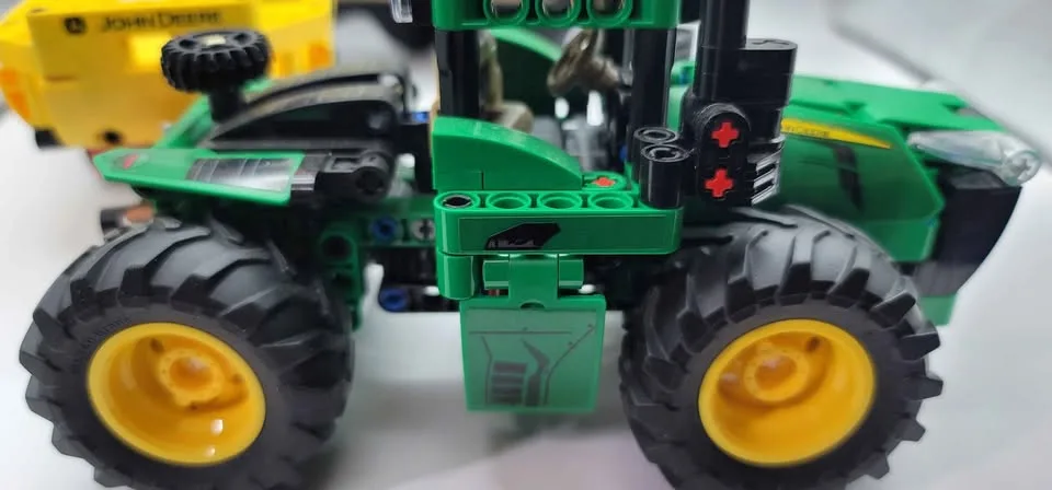 Used Lego set 42136 John deere image indicator(3)