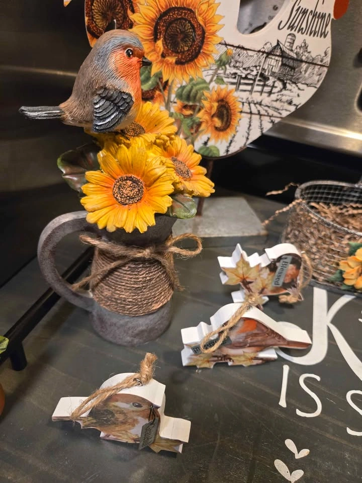 Farmhouse decor Available - photo 3