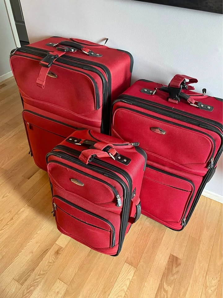 3-Piece Luggage Set – Excellent Condition Ricardo Beverly Hills
