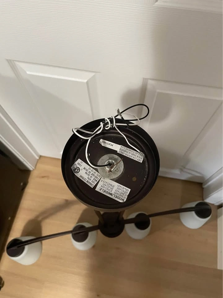 4-Light Fixture, Ceiling mount - photo 4