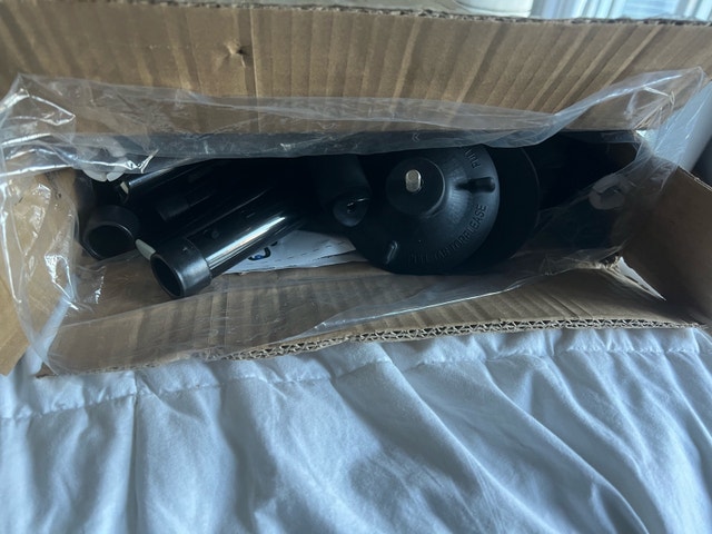 Brand New Safety Bedside Rail in Box Never Used - photo 3
