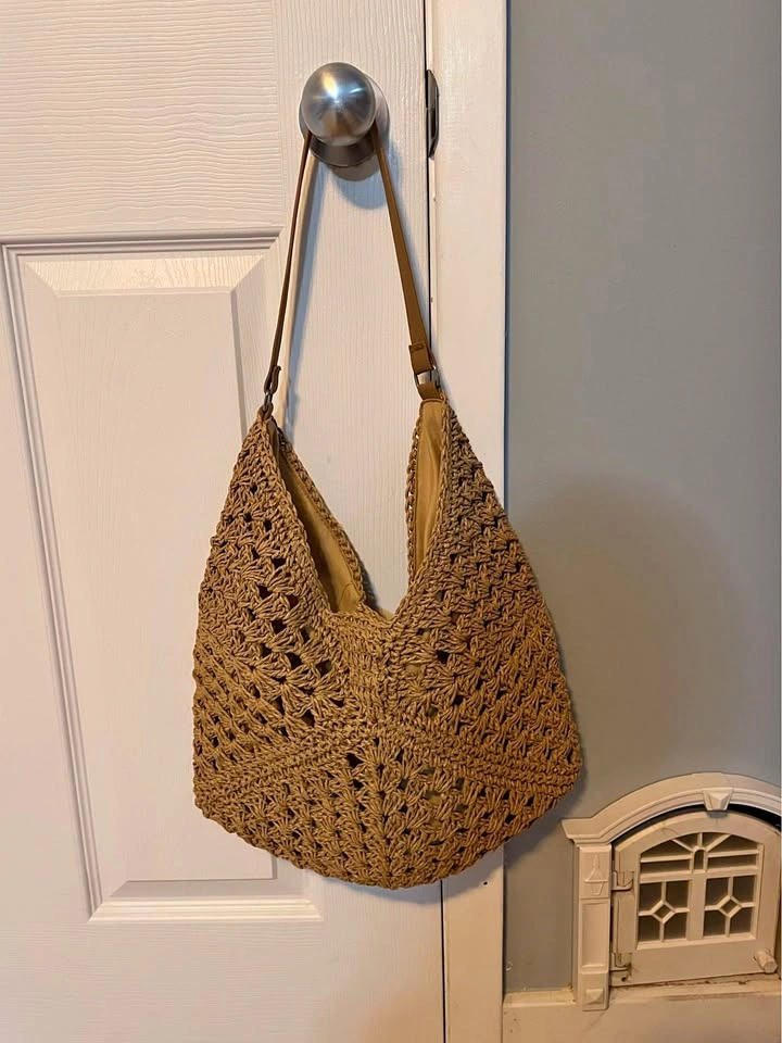 Beige Beach Purse