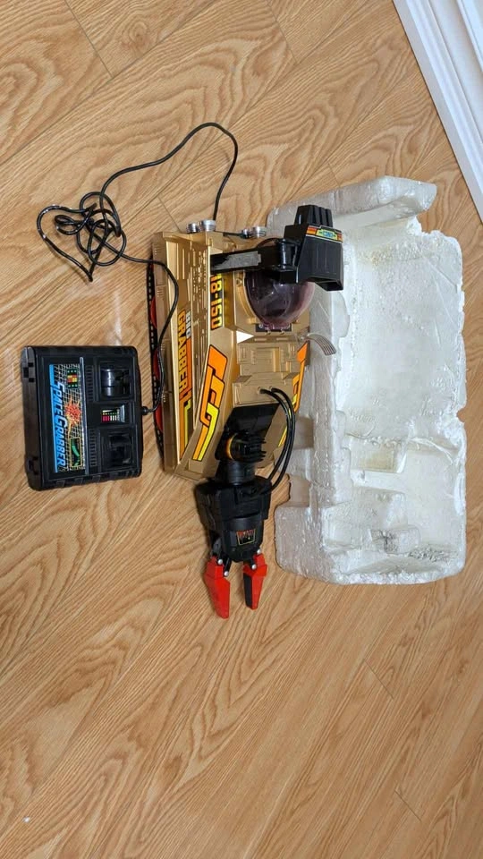 Vintage Tomy Big Grabber Space Robot - photo 2