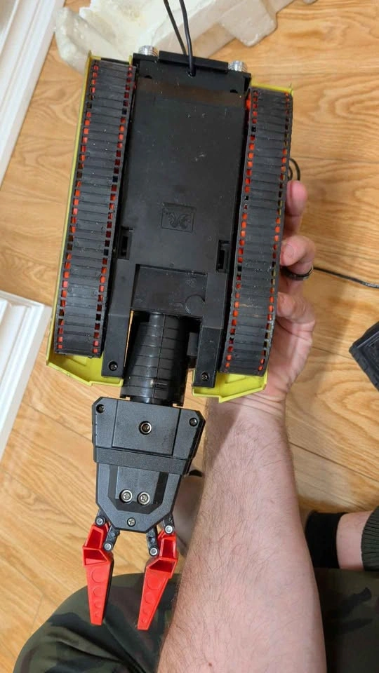 Vintage Tomy Big Grabber Space Robot - photo 4