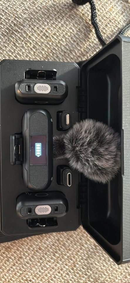 Saramonic Wireless Microphone Set - photo 2