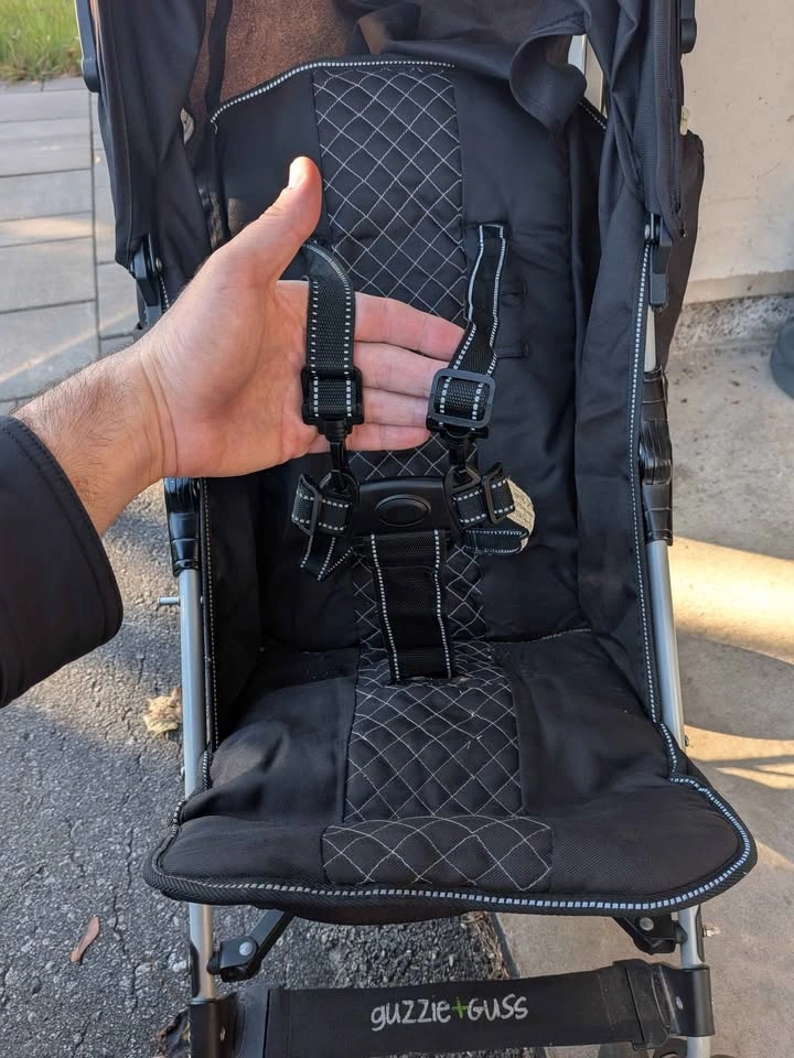 guzzie+Guss G+G 103 Umbrella Stroller - photo 4