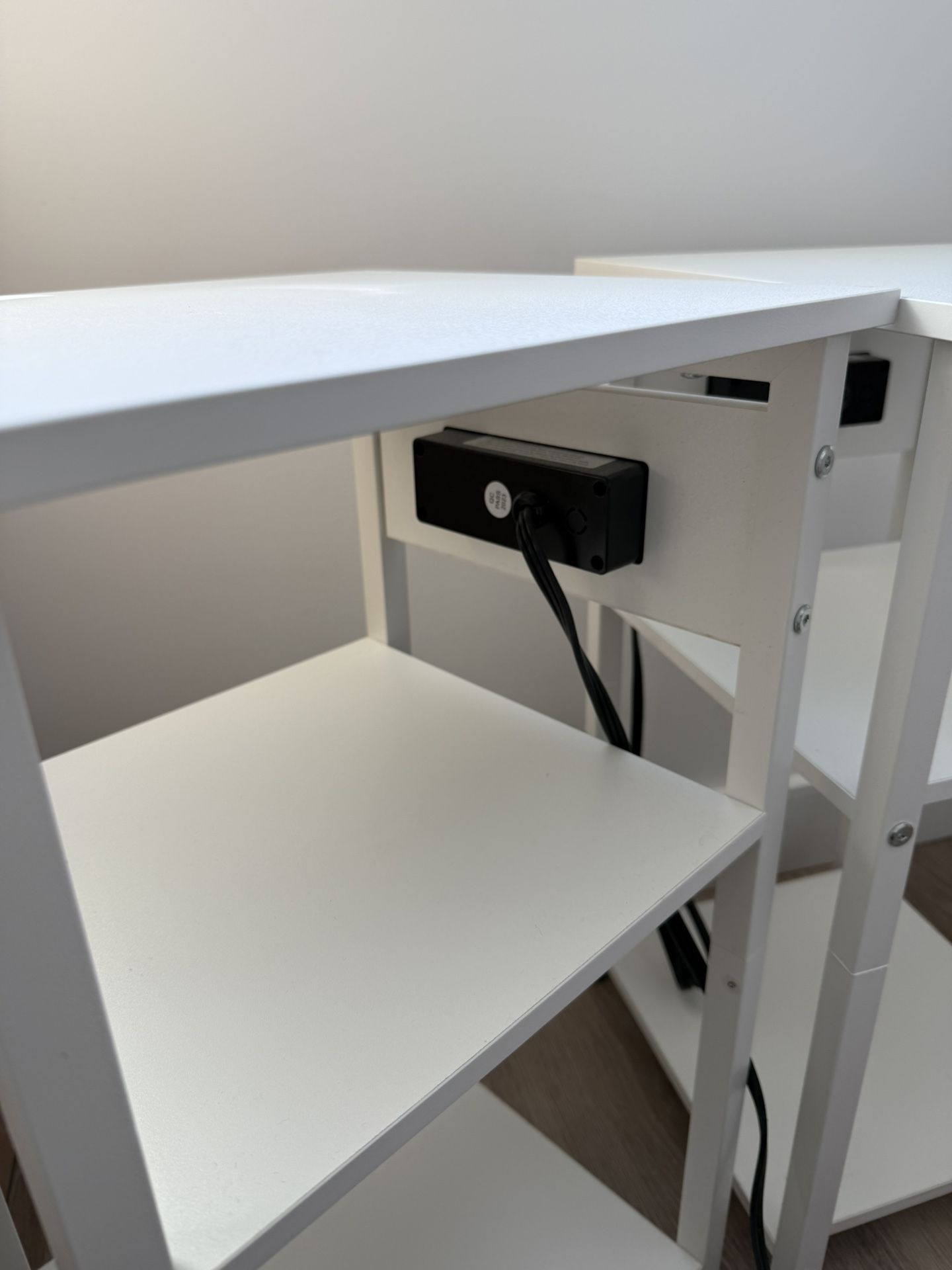 Set of 2 Nightstands with Outlets - photo 4